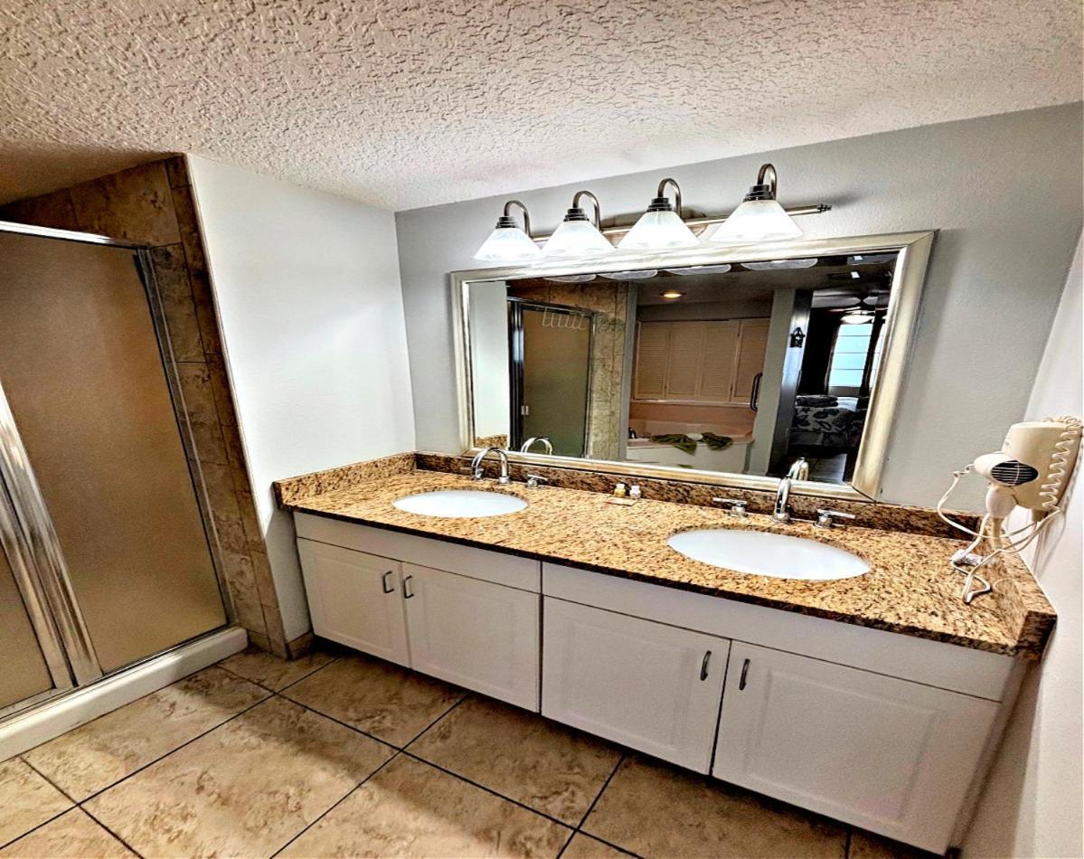 2 Bedroom Direct Oceanfront Wyndham Ocean Walk Daytona Beach 2226-0 Дейтона-Біч Екстер'єр фото